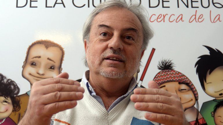 Ricardo Riva es el primero en conseguir la reelección como defensor desde que existe ese cargo en la ciudad.