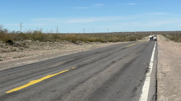 El cuerpo del hombre fue encontrado junto a su auto