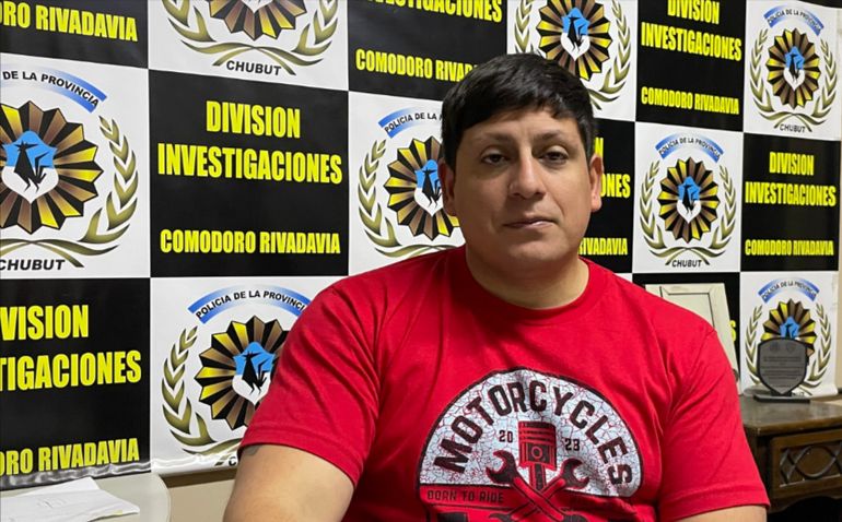 El subcomisario Javier Orellano, jefe de la División Policial de Investigaciones (DPI) de Comodoro Rivadavia. El subcomisario Javier Orellano, jefe de la División Policial de Investigaciones (DPI) de Comodoro Rivadavia.
