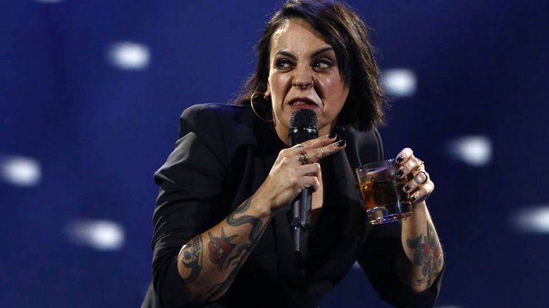 Escándalo en Viña del Mar: el público echó del escenario a una comediante