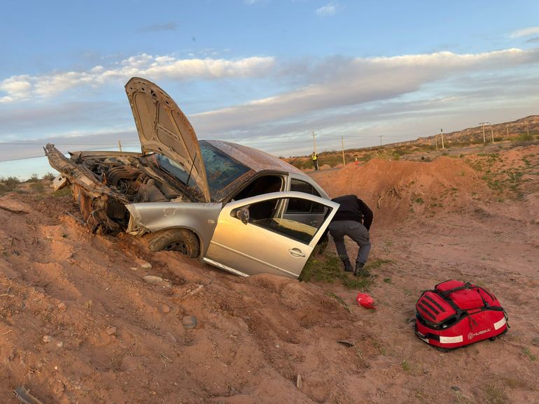 El accidente del Volkswagen ocurrió sobre Ruta 6. El accidente del Volkswagen ocurrió sobre Ruta 6.