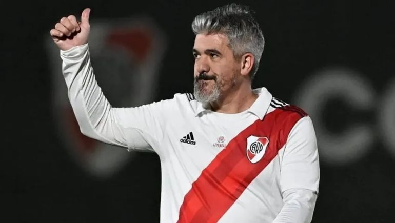 El Burrito Ortega mostró en sus redes el regalo que recibió de parte de un jugador de River.
