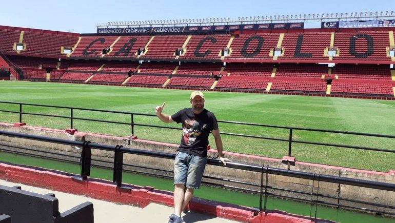 El fana de Cipo que fue a la cancha de Colón, ¿a mufarlo?