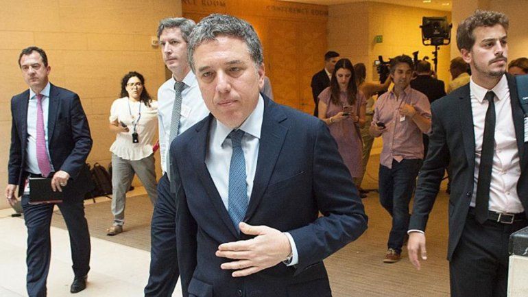 Al ministro de Hacienda le hicieron un chequeo y le dieron el alta.