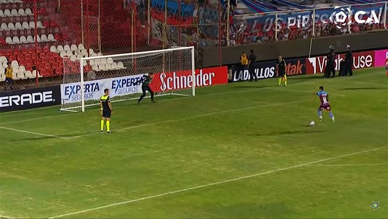 Inexplicable: el penal que dejó afuera a Arsenal de la Copa Argentina