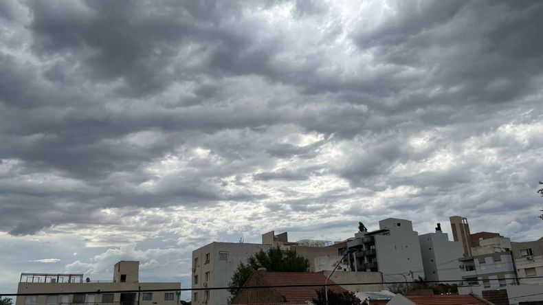 Alerta por fuertes vientos y tormentas en Neuquén: las zonas más afectadas | LM Neuquen Alerta por fuertes vientos y tormentas en Neuquén: las zonas más afectadas