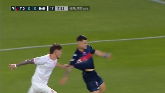 Los dos penales que no le dieron a Tigre contra Barracas Central