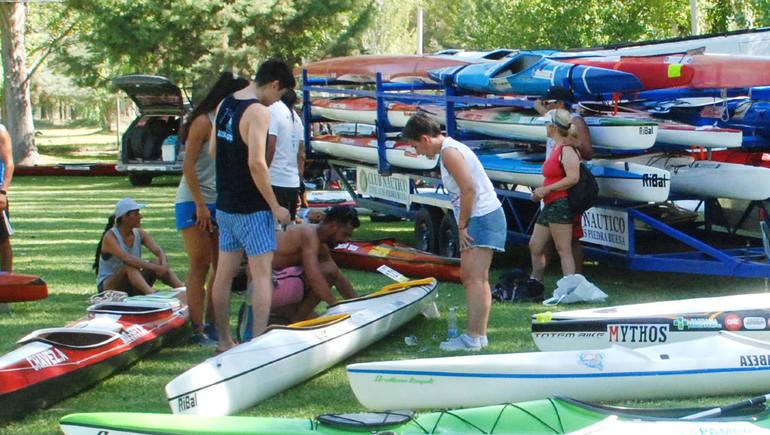 La Regata del Río Negro se inicia  en la Isla Jordán