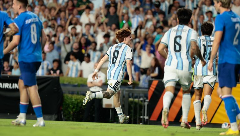 La selección Argentina goleó a Islandia en el último amistoso. La selección Argentina goleó a Islandia en el último amistoso.