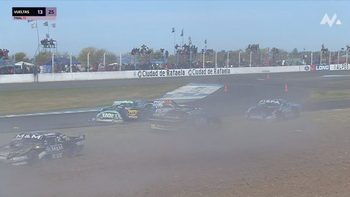 tc: el choque en cadena que dejo a seis pilotos sin bandera a cuadros tc: el choque en cadena que dejo a seis pilotos sin bandera a cuadros