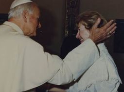El Papa Juan Pablo II y la filósofa polaca Anna Teresa Tymieniecka mantuvieron una relación epistolar durante más de 30 años.