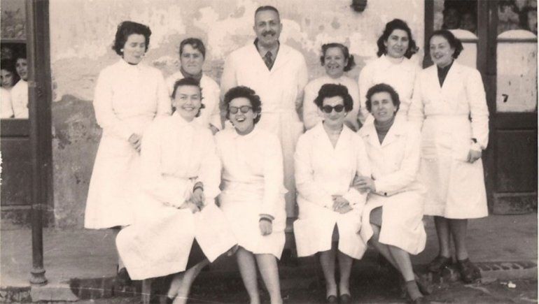 Milenna con Sr. Cucurullo, Sra. de Varela, entre tantas maestras.