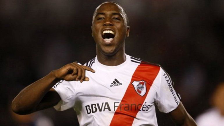 Balanta se va a jugar al Basel de Suiza