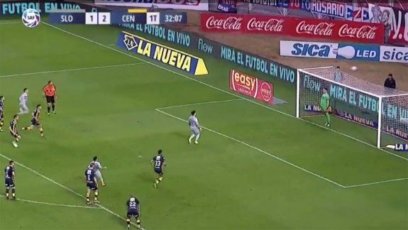 ¡Para que te traje! La canchereada de Bareiro que terminó en blooper
