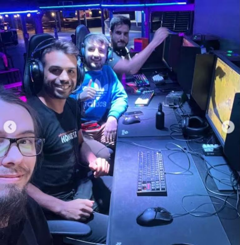 El ex jugador de Independiente es también fanáticos de los videojuegos El ex jugador de Independiente es también fanáticos de los videojuegos