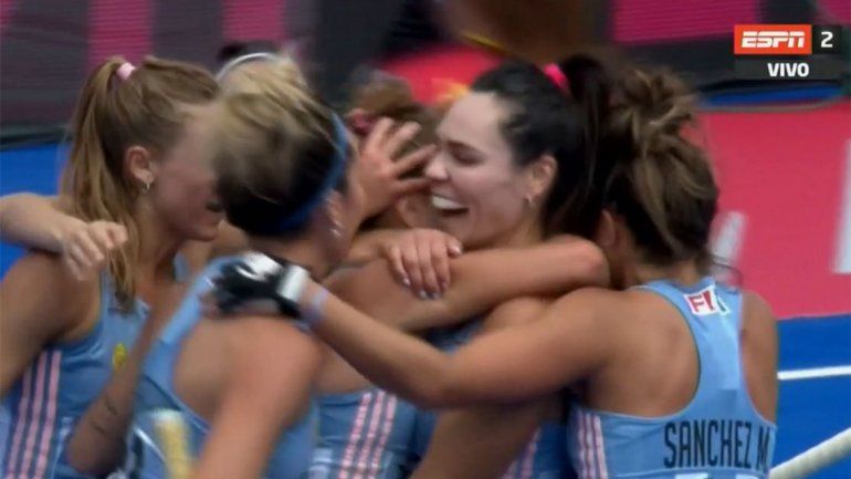 Las Leonas arrancaron con un triunfo ante España en el Mundial de Londres