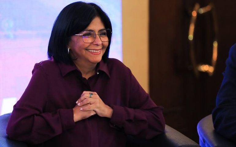 La vicepresidenta venezolana, Delcy Rodríguez, la encargada de presentar la nueva ley. La vicepresidenta venezolana, Delcy Rodríguez, la encargada de presentar la nueva ley.