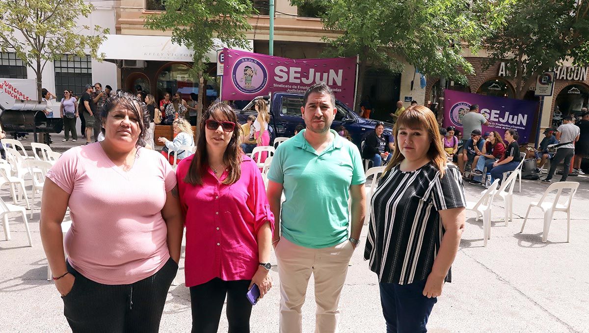 Comerciantes reclamaron el desalojo del piquete de Sejun en el centro de Neuquén