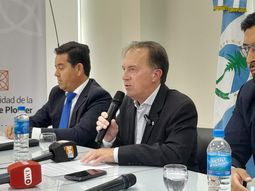 Luis Bertolini habló de los allanamientos en su contra en Plottier Luis Bertolini habló de los allanamientos en su contra en Plottier