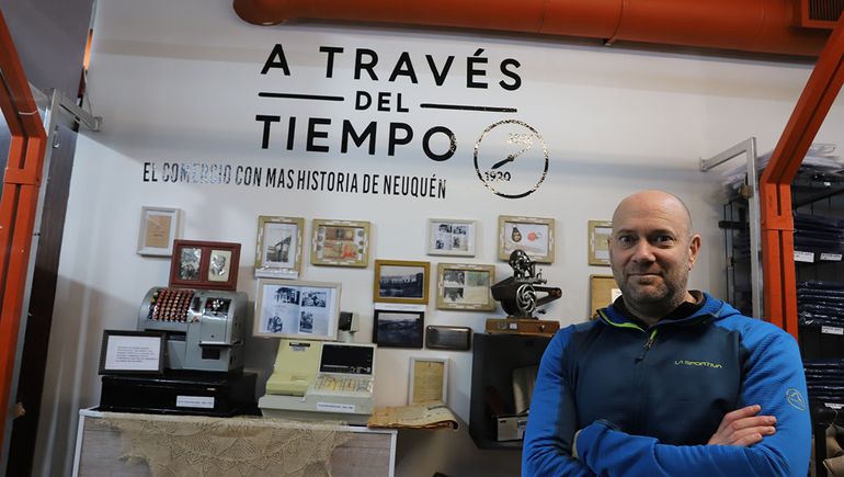 El comercio del bajo que ve crecer a Neuquén hace más de 100 años y hoy propone un viaje en el tiempo