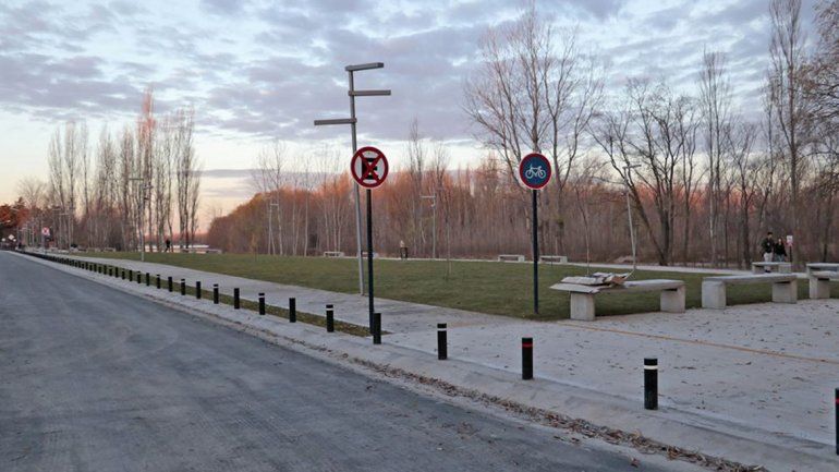 Los neuquinos ya disfrutan el nuevo tramo del Paseo Costero