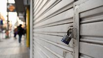 las persianas bajas del comercio en neuquen: historia detras de los numeros