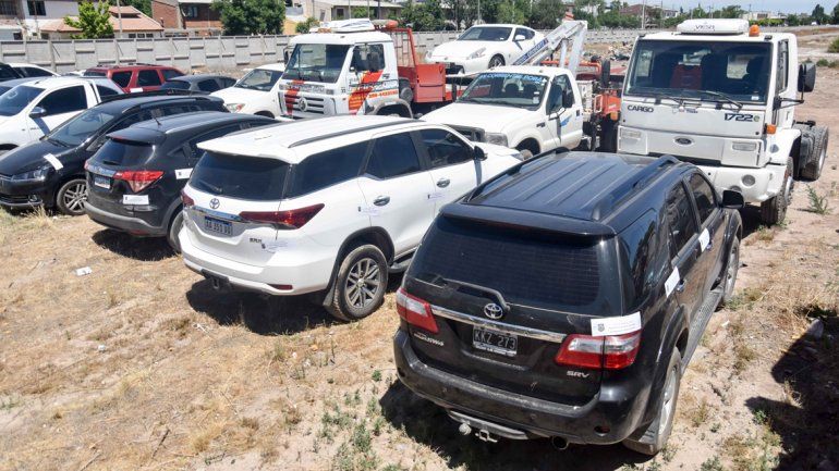 El botín de los Machado: camiones, camionetas 4x4, autos de lujo, lanchas y motos de agua