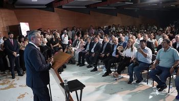 figueroa lanzo el emplea neuquen y pidio trabajar juntos contra las injusticias figueroa lanzo el emplea neuquen y pidio trabajar juntos contra las injusticias