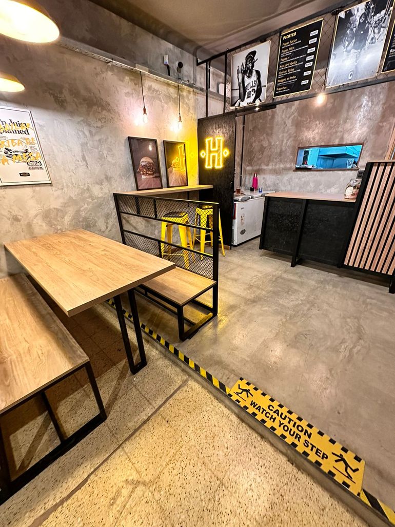 La votación para acompañar a Harlem es el domingo 14 de julio desde las cuentas @thefoodtruckstore y @burgerpalusa La votación para acompañar a Harlem es el domingo 14 de julio desde las cuentas @thefoodtruckstore y @burgerpalusa