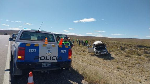 Una reconocida vecina de Zapala murió en un trágico vuelco en la Ruta 14