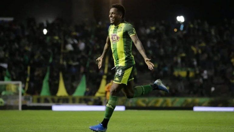 Me gritan simio y otras cosas, pero yo orgulloso de ser negro