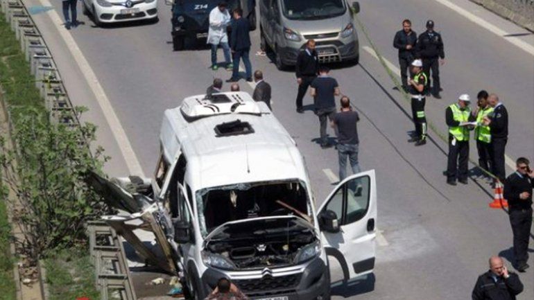 ¿Atentado o accidente? Los investigadores están juntando información.