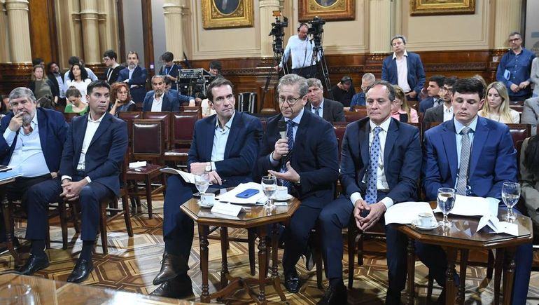 La Comisión Bicameral por la Reforma del Estado.