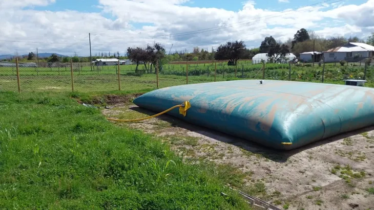 el agua se recarga exactamente en el mismo lugar donde será utilizada posteriormente. el agua se recarga exactamente en el mismo lugar donde será utilizada posteriormente.