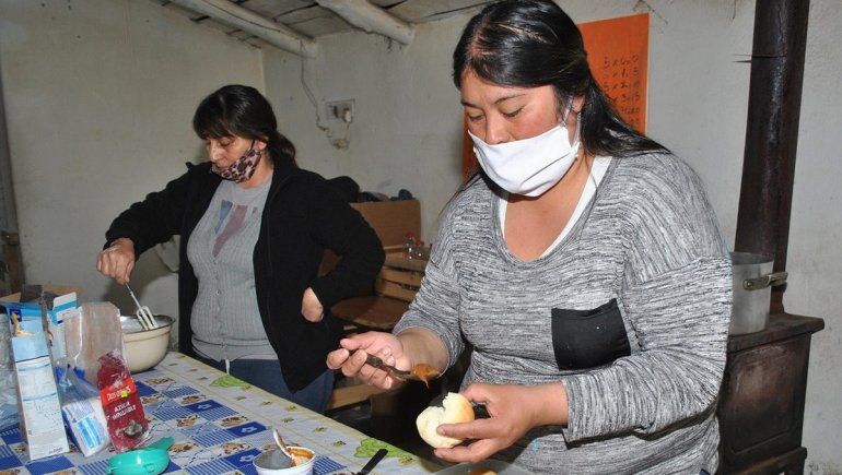 Mujeres solidarias abren merendero en Mariano Moreno