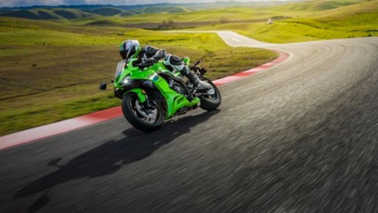 Kawasaki Ninja ZX-6R. Kawasaki Ninja ZX-6R.