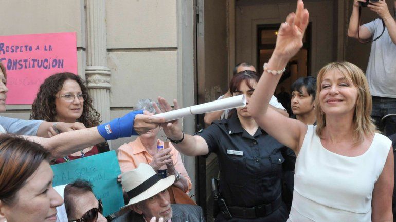 Alejandra Gils Carbó hizo profesión de fe kirchnerista y no renunciará.