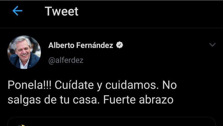 Ponela, el extraño mensaje de Alberto Fernández a un seguidor en Twitter