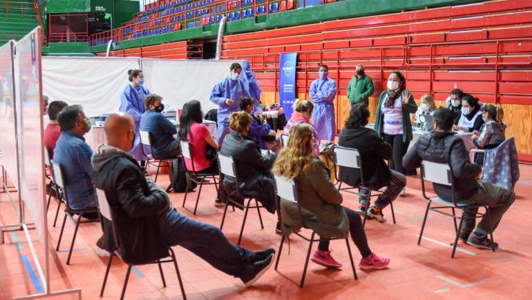 Cuál es el criterio para convocar a los neuquinos para vacunarse