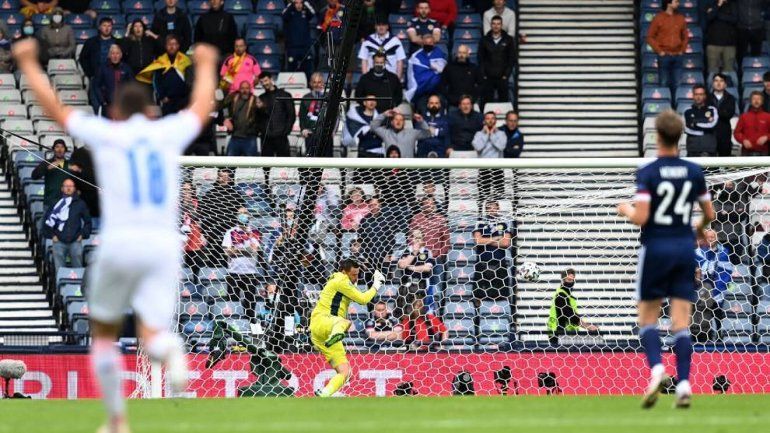 El impresionante gol de media cancha que pinta para mejor conquista de la Euro