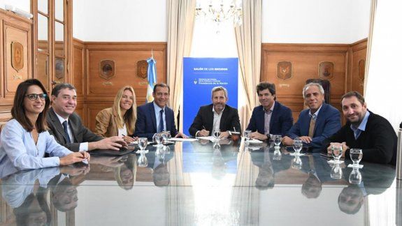 gutierrez busca tomar u$s 200 millones para obra publica