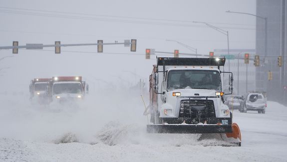 Navidad bajo la nieve: más de 20 muertos y ciudades aisladas