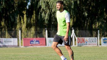 cipo goleo a maronese en el ensayo antes de la gira cipo goleo a maronese en el ensayo antes de la gira