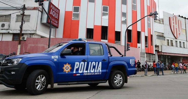 Violencia sin límites: tiroteo en la sede de Unión de Santa Fe y sanción al club