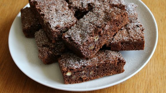 Brownie saludable, sin harina y sin azúcar: la receta imperdible que está lista en minutos