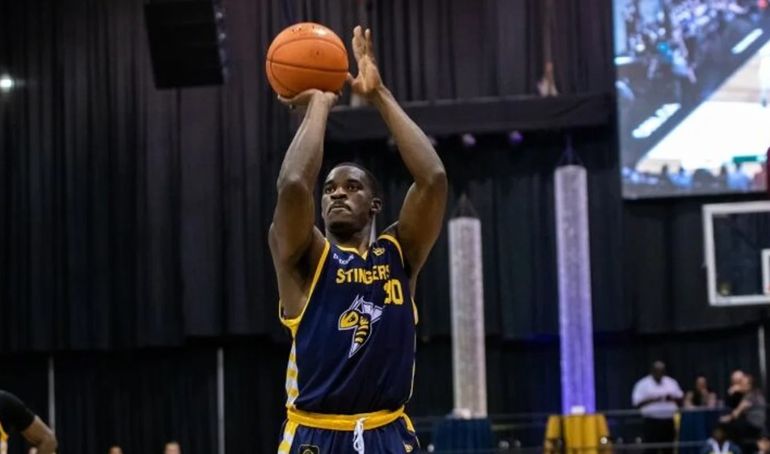 Travis Daniels, refuerzo de Gimnasia y Esgrima de Comodoro Rivadavia. Travis Daniels, refuerzo de Gimnasia y Esgrima de Comodoro Rivadavia.