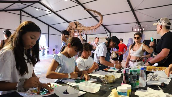 Fiesta de la Confluencia 2026: un rincón para ser paleontólogos por un día
