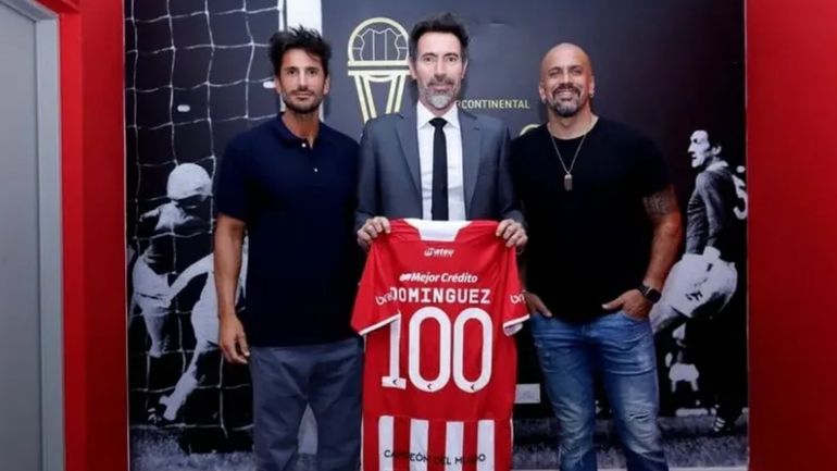 Eduardo Domínguez junto a Marcos Angeleri y Juan Sebastián Verón Eduardo Domínguez junto a Marcos Angeleri y Juan Sebastián Verón