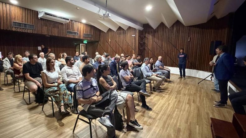 Avenida Mosconi: los comerciantes frentistas no pagarán impuestos mientras dure la obra | LM Neuquen Avenida Mosconi: los comerciantes frentistas no pagarán impuestos mientras dure la obra