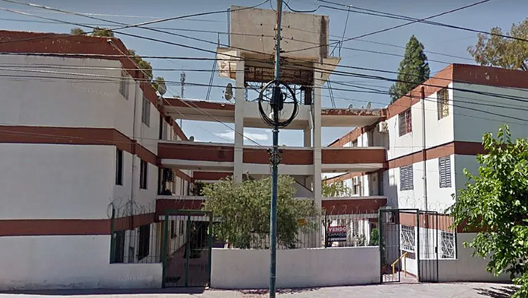 Le robaron 11.000 dólares a una anciana en Mendoza